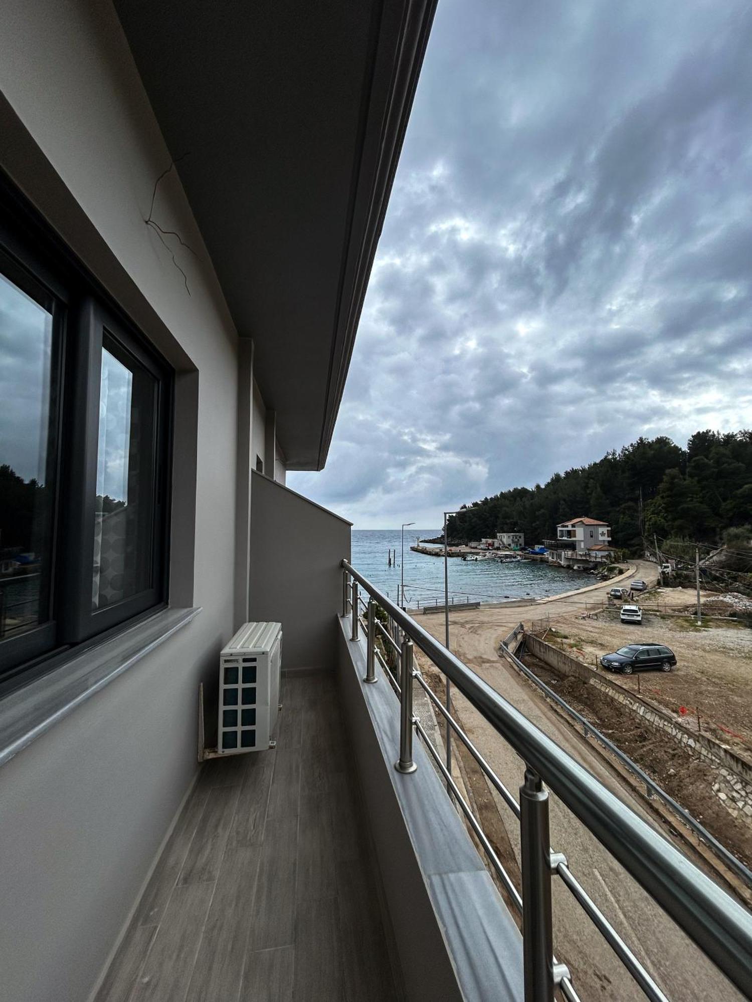 Hotel Endless Blue Himara Exterior foto