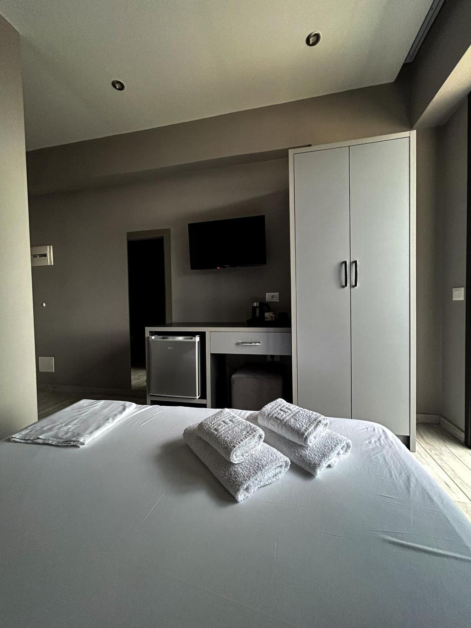 Hotel Endless Blue Himara Exterior foto