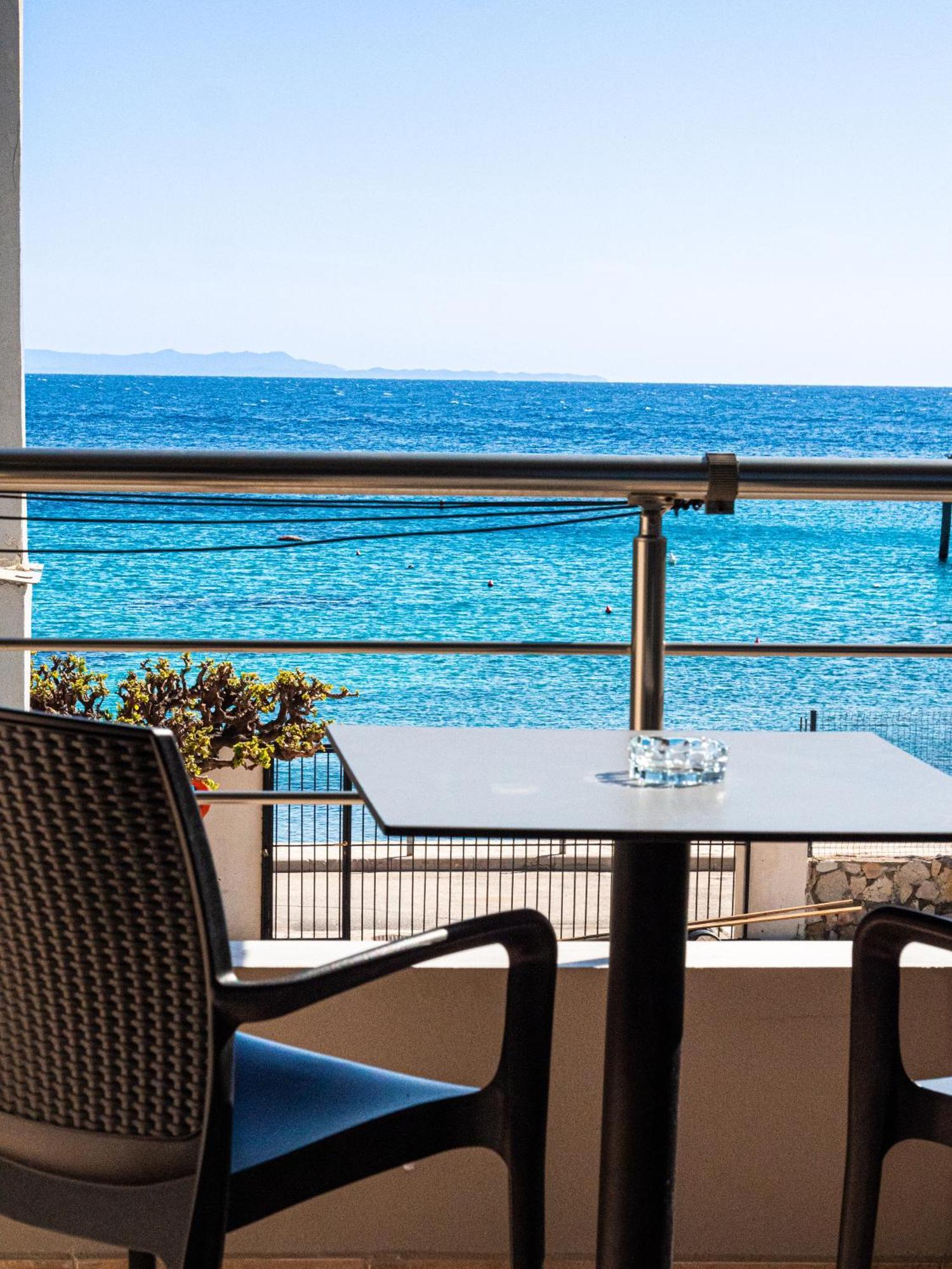 Hotel Endless Blue Himara Exterior foto