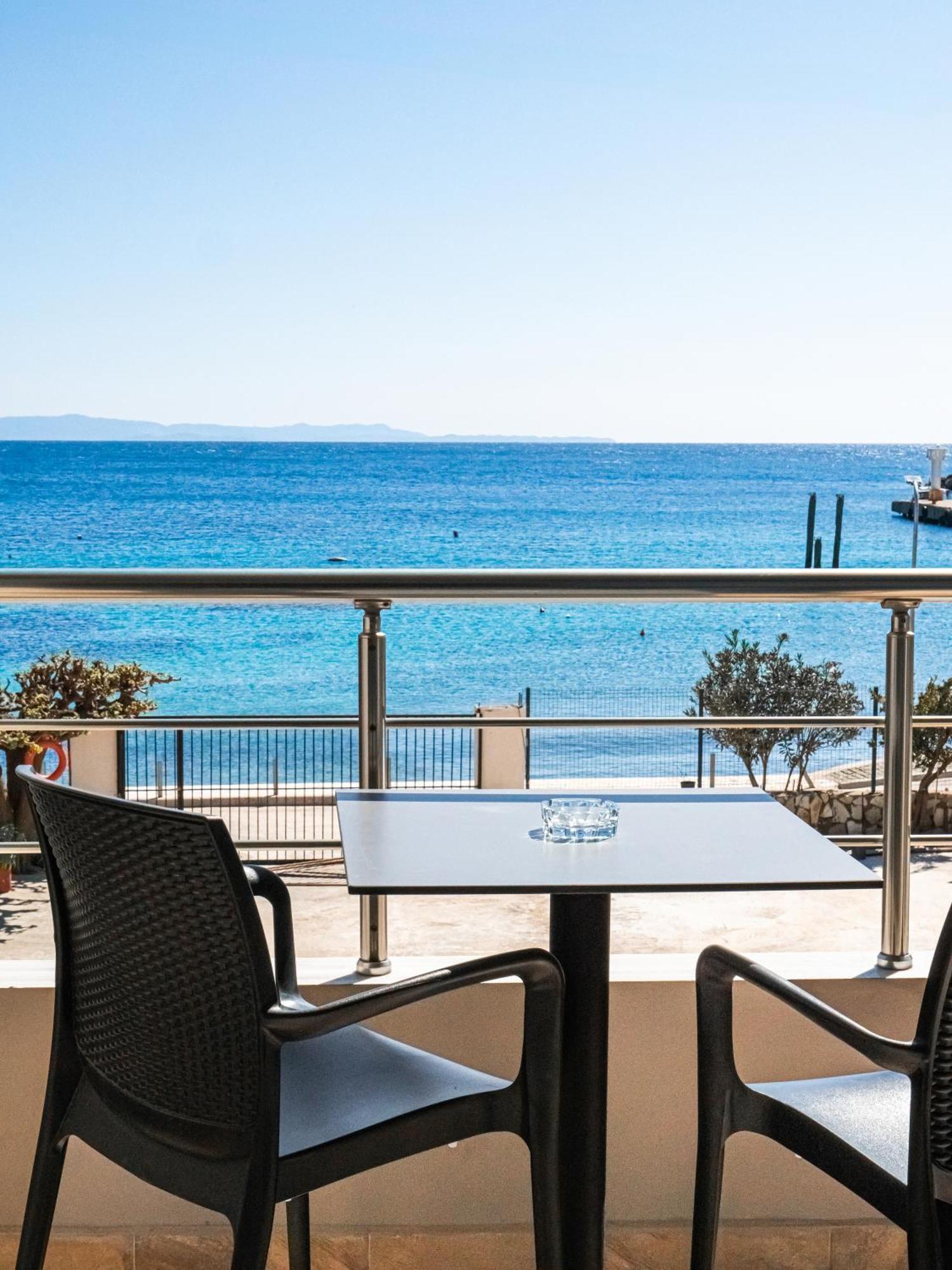 Hotel Endless Blue Himara Exterior foto